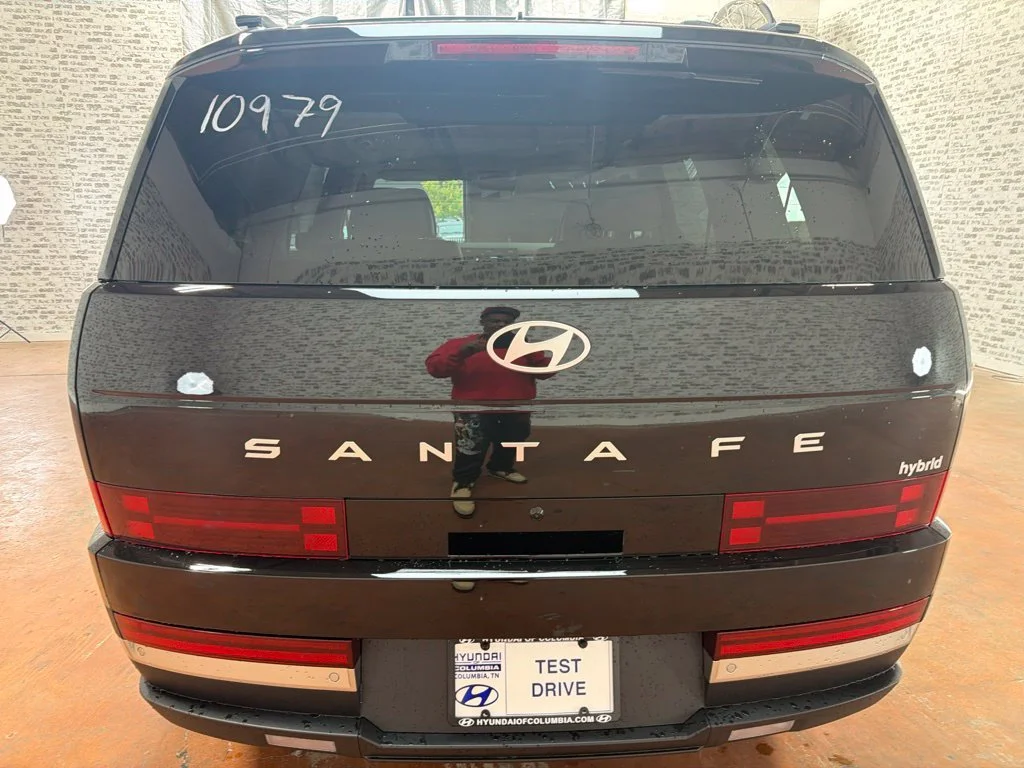 New 2027 Phantom Black Hyundai Limited image 6