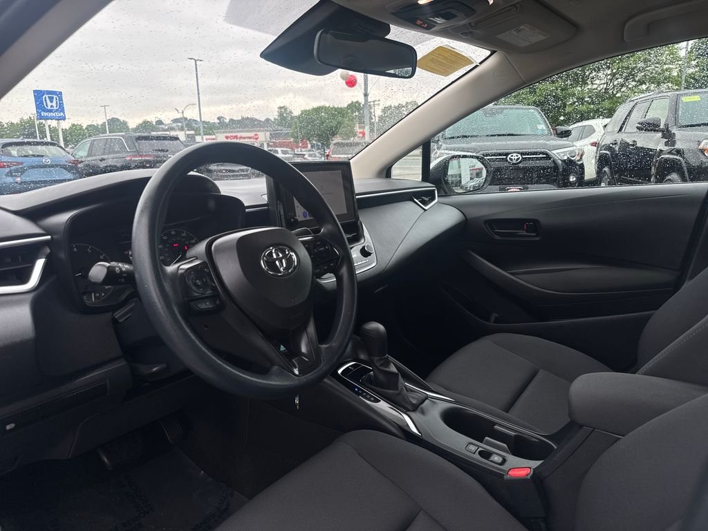 Used 2024 White Toyota LE image 13