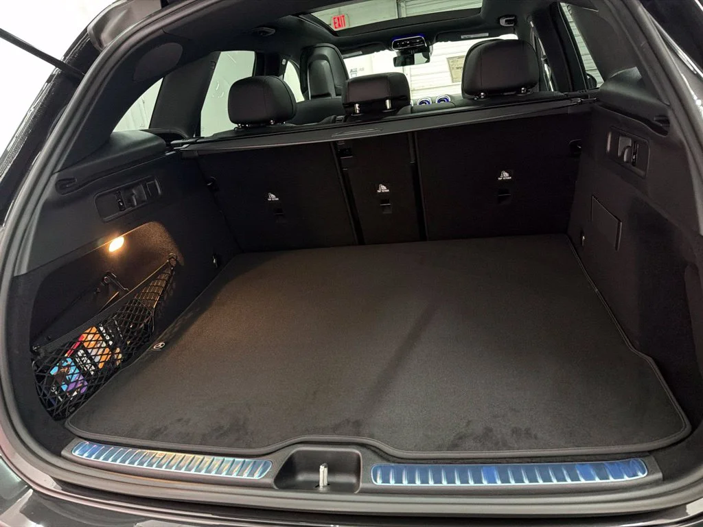 New 2027 Gray Mercedes-Benz GLC 300 image 25