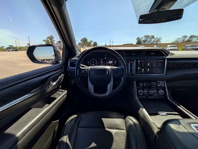 Used 2022 Black GMC Denali image 12