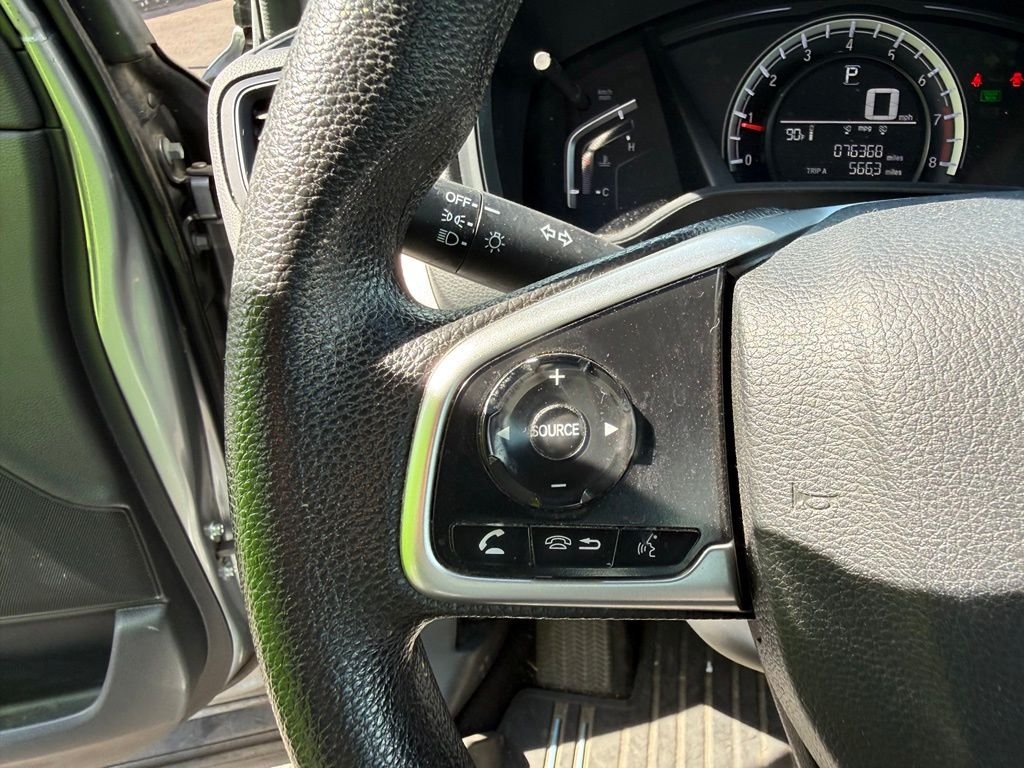 Used 2019 Lunar Silver Metallic Honda LX image 11