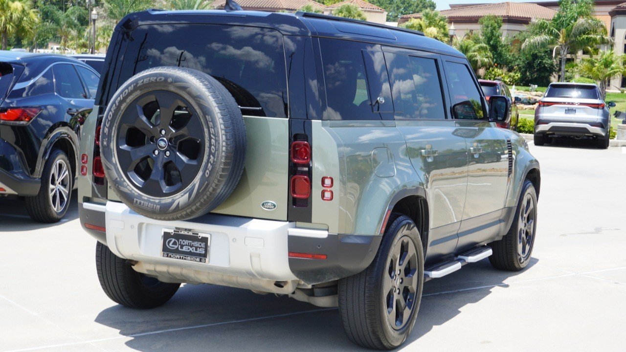 Used 2023 Green Land Rover S image 6