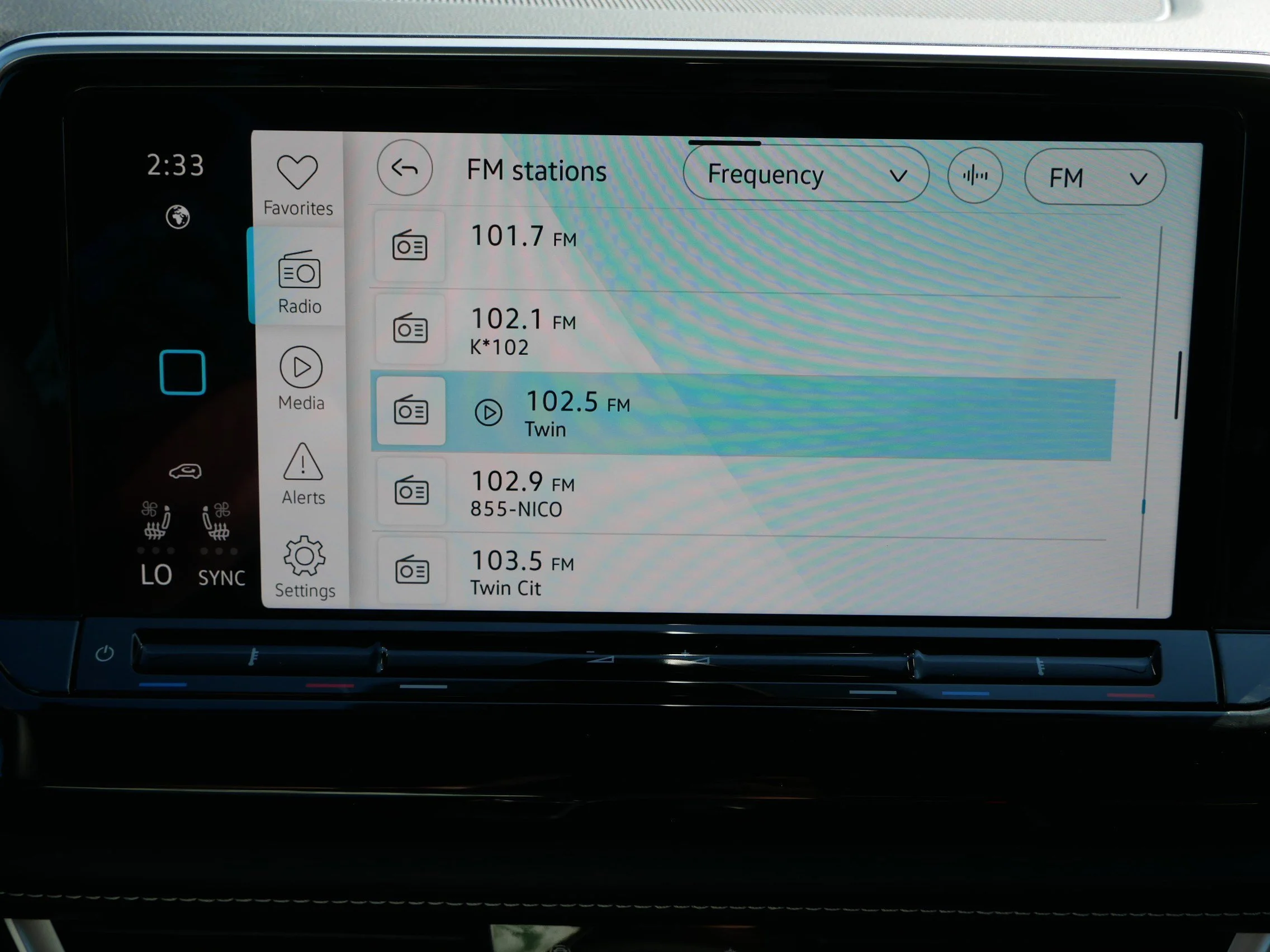 2026 Volkswagen Atlas SE w/Tech - Photo 8