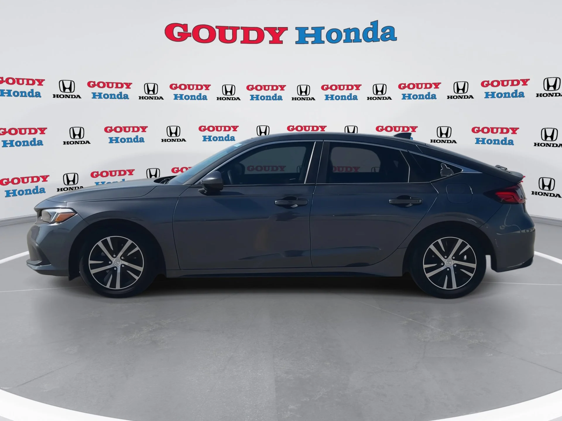 Certified Used 2023 Meteorite Gray Metallic Honda LX image 5