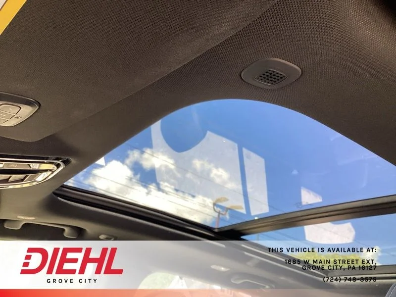 Used 2023 Brown Jeep Overland image 19