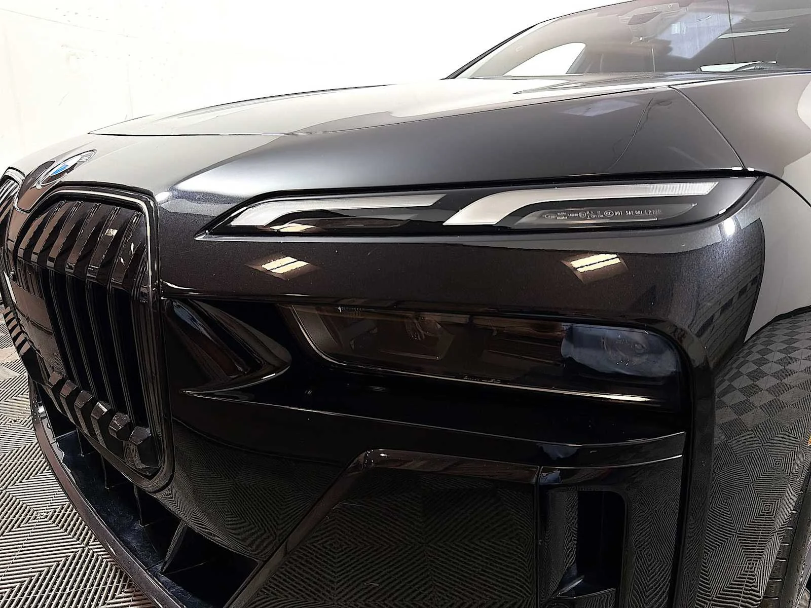 Certified Used 2025 Black Sapphire Metallic BMW 760i xDrive image 26