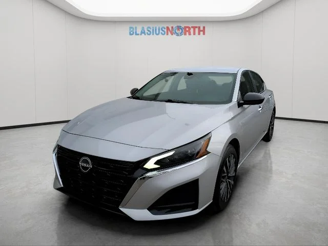 2024 Nissan Altima SV
