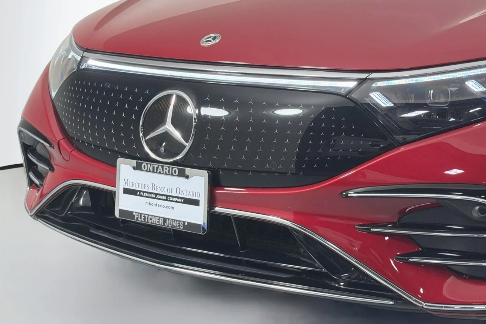 Certified Used 2024 MANUFAKTUR Patagonia Red Metallic Mercedes-Benz EQS 450+ image 12