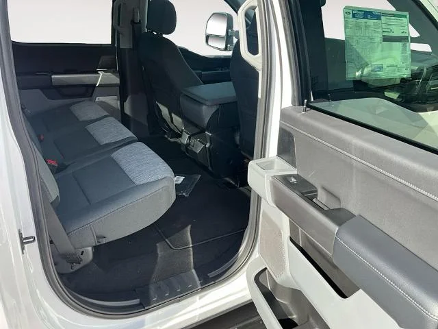 2026 Ford F-350 Super Duty XLT - Photo 30