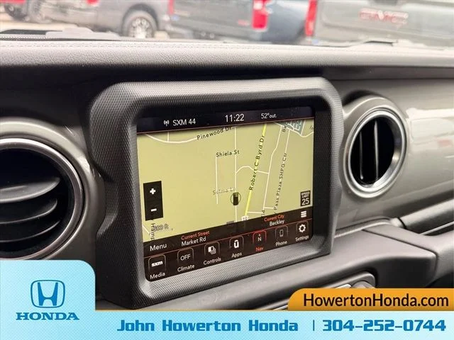 Used 2023 Gray Jeep Sahara image 22