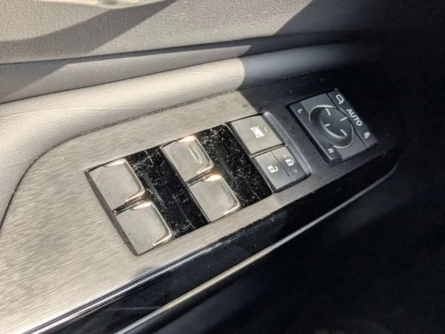Used 2022 Caviar Lexus ES 350 Ultra Luxury image 23