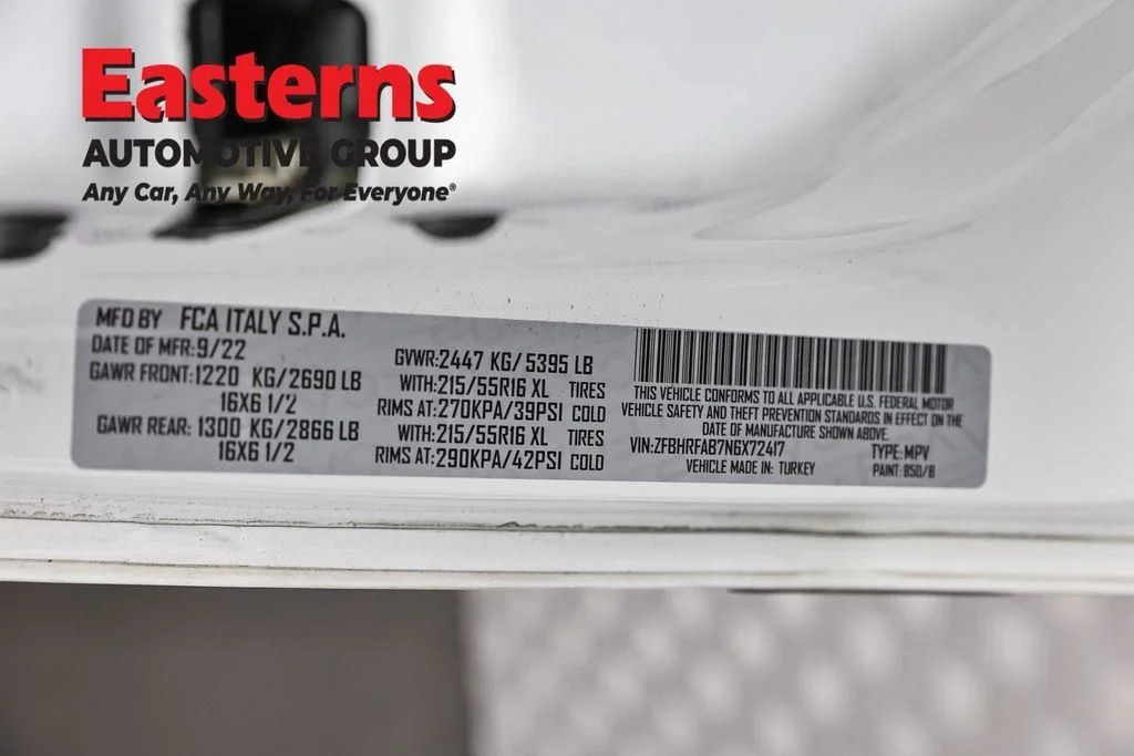 Used 2022 White Ram Base image 35