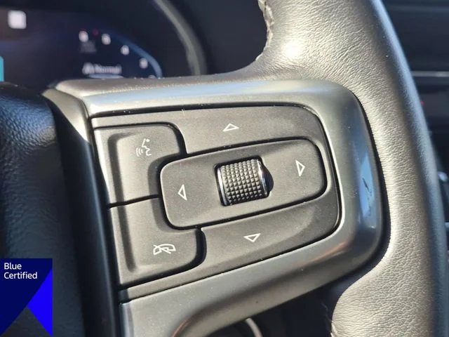 Used 2022 White Chevrolet Z71 image 19