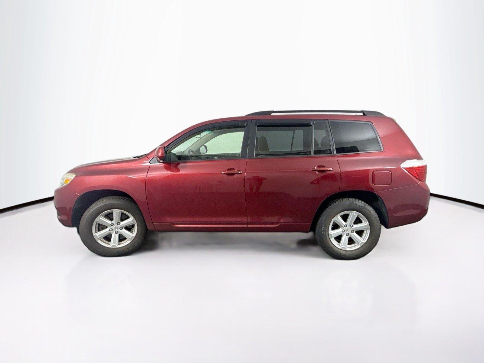 Used 2009 Salsa Red Pearl Toyota Base image 9