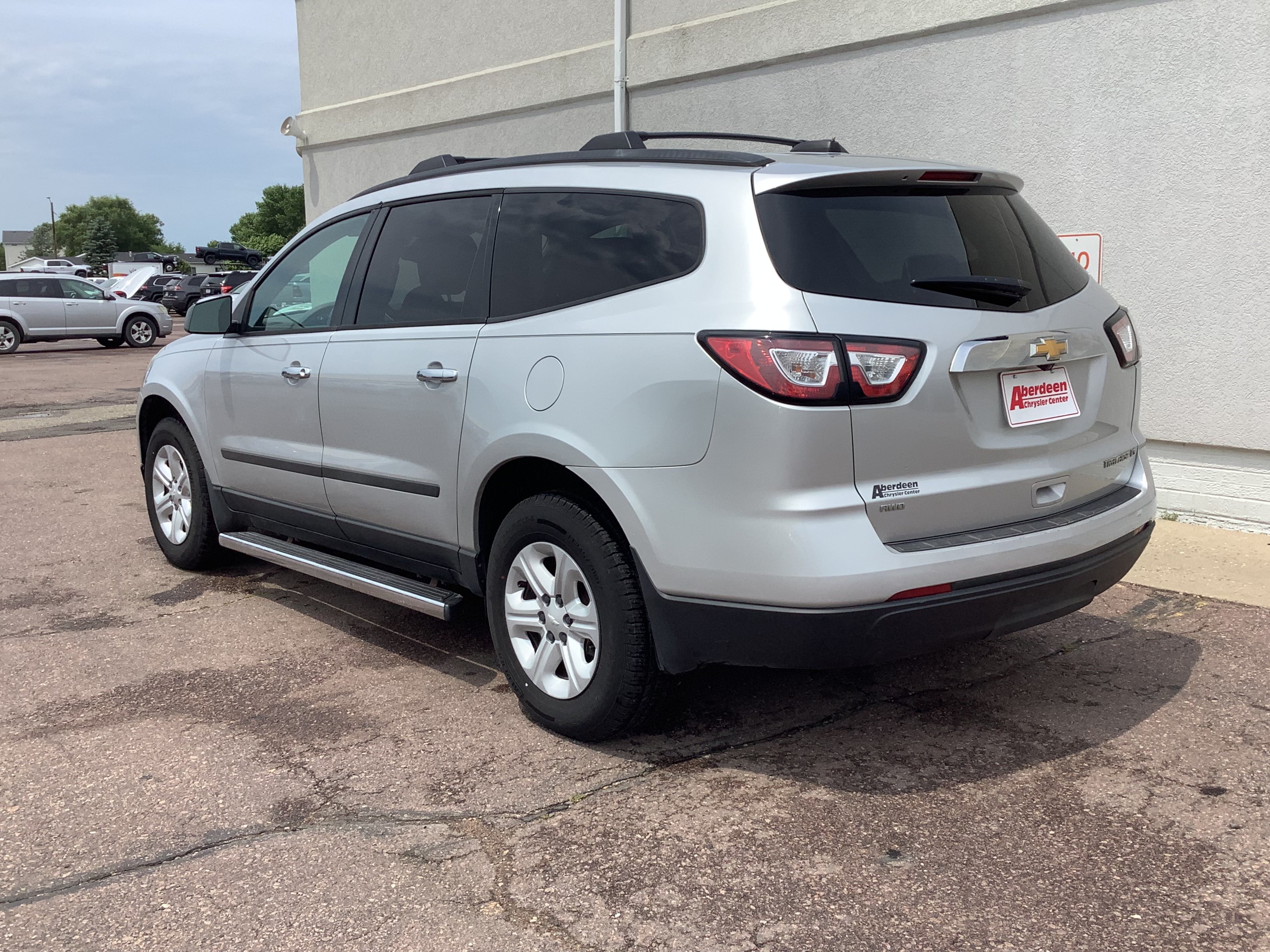 Used 2016 Silver Chevrolet LS image 7