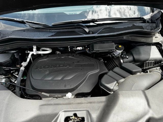 Certified Used 2023 Modern Steel Metallic Honda RTL image 35