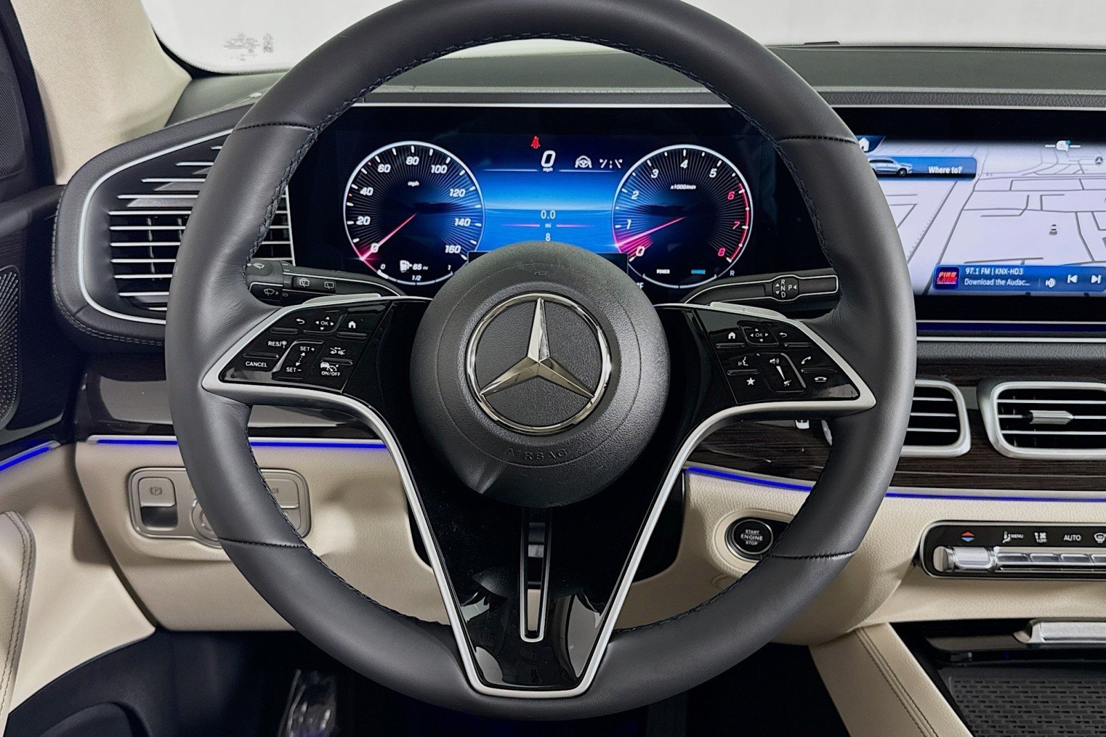 New 2026 Polar White Mercedes-Benz GLS 450 4MATIC® SUV image 18