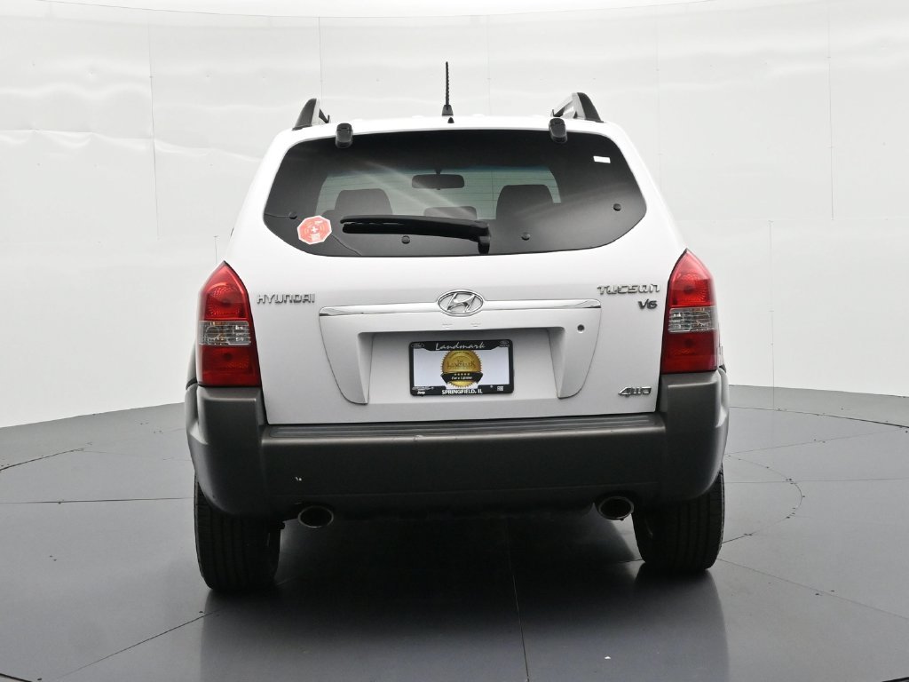 Used 2006 White Hyundai Limited image 7