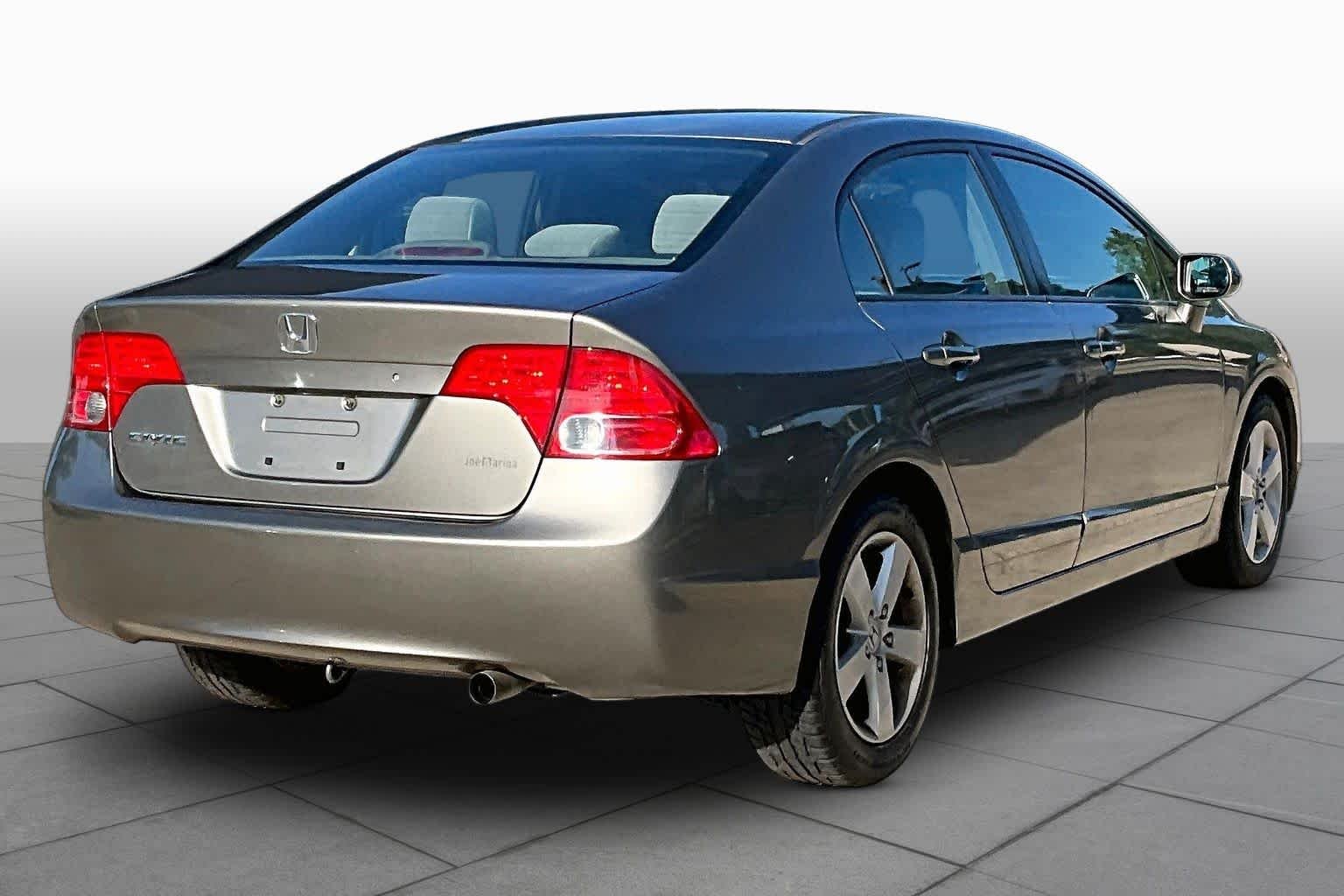 Used 2006 Galaxy Gray Metallic Honda EX image 11