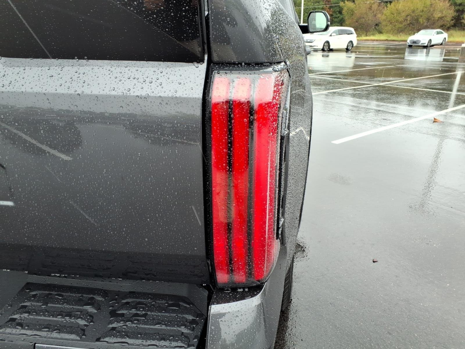 New 2026 Magnetic Gray Metallic Toyota Platinum image 20