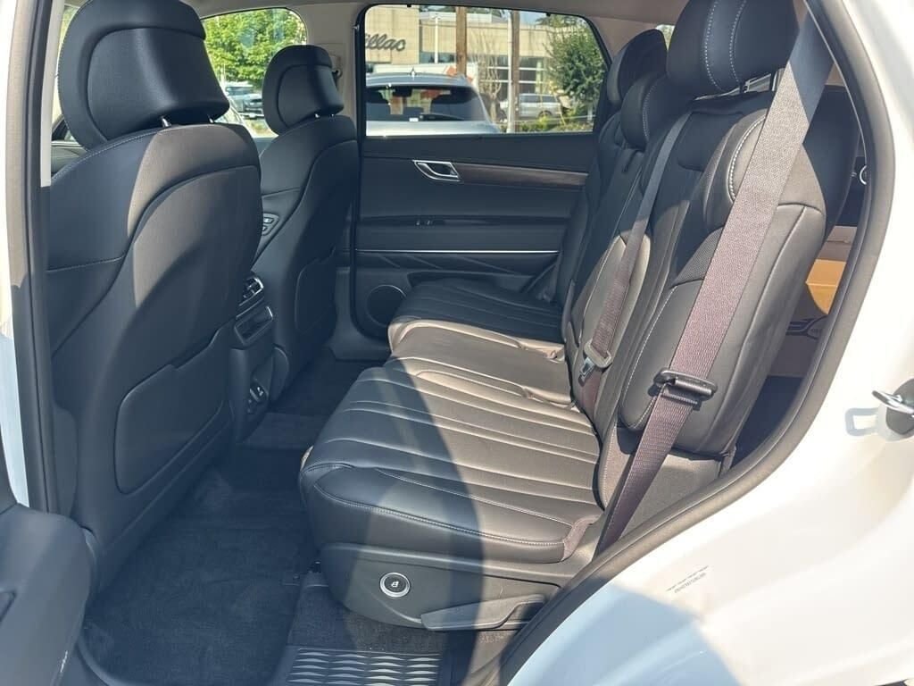 New 2026 White Genesis 2.5T image 43