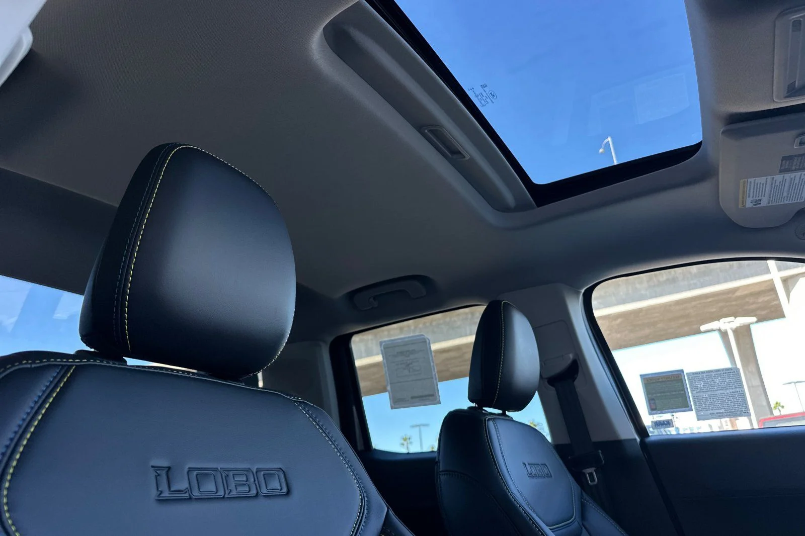New 2026 Carbonized Gray Metallic Ford Lobo™ image 15