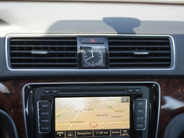 Used 2012 Red Volkswagen SEL image 14