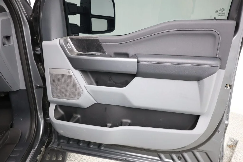 Used 2025 Carbonized Gray Metallic Ford XLT 4WD Crew Cab 6.75