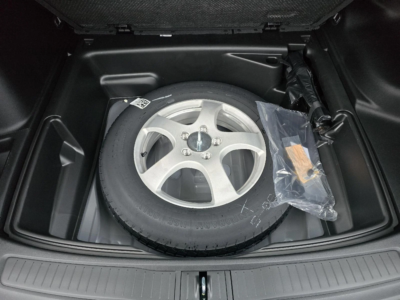 2026 Jeep Grand Cherokee Laredo - Photo 23