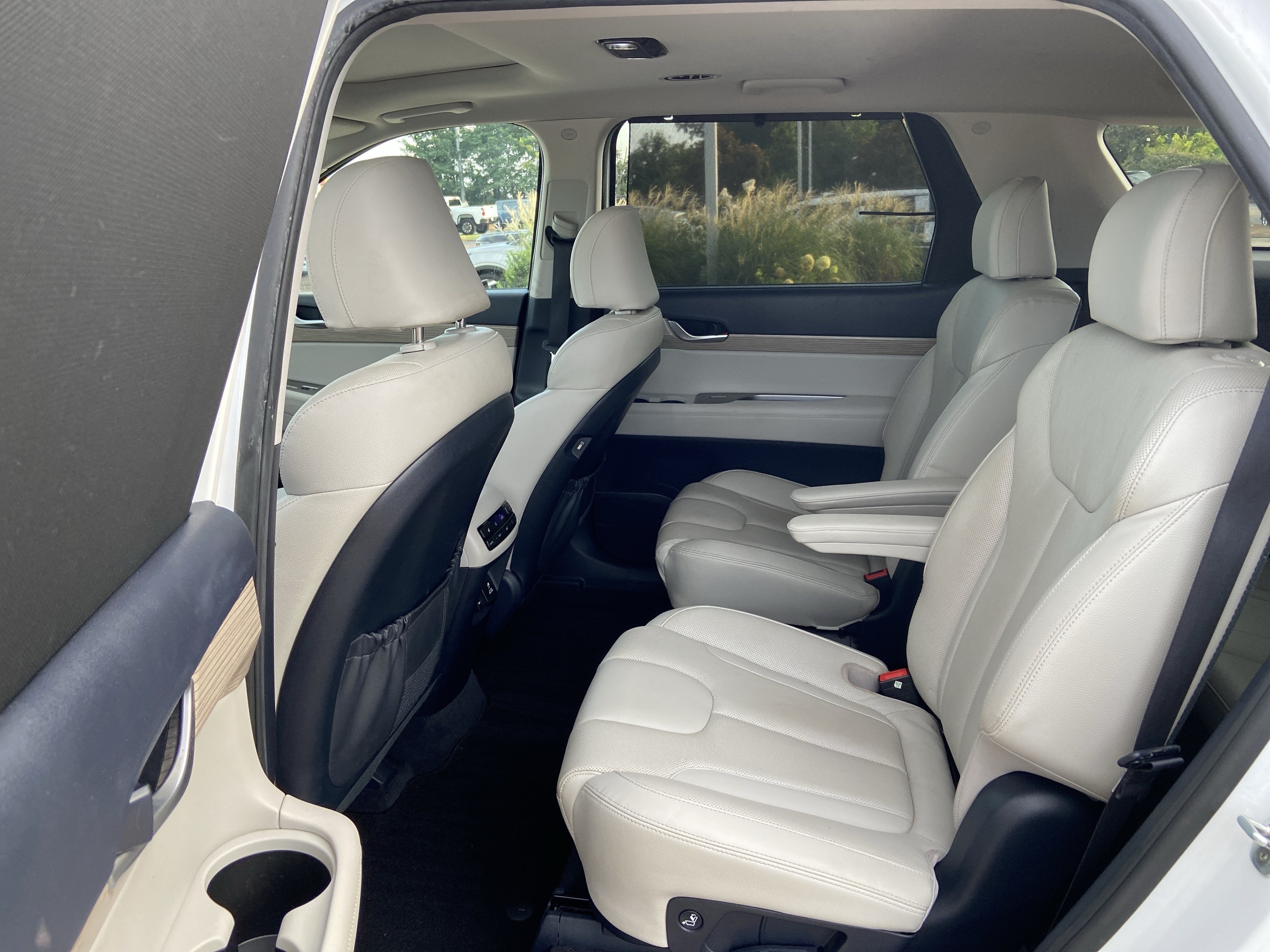 Used 2020 Hyper White Hyundai SEL image 51