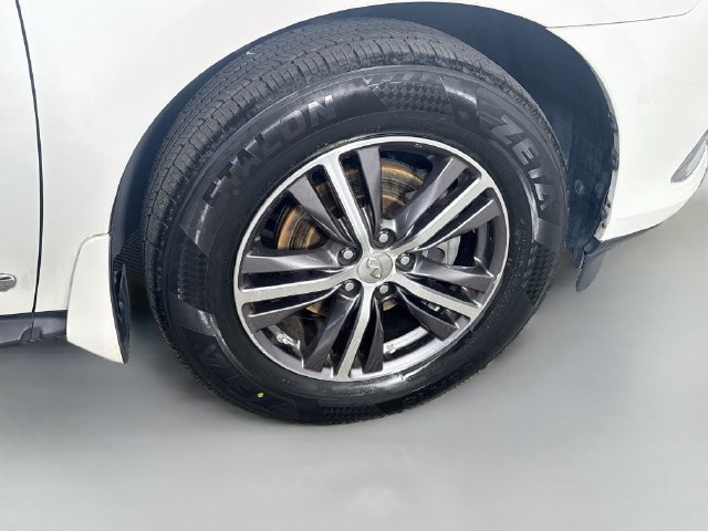 Used 2019 Majestic White INFINITI PURE image 28