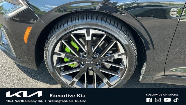 New 2026 Aurora Black Pearl Kia GT image 8