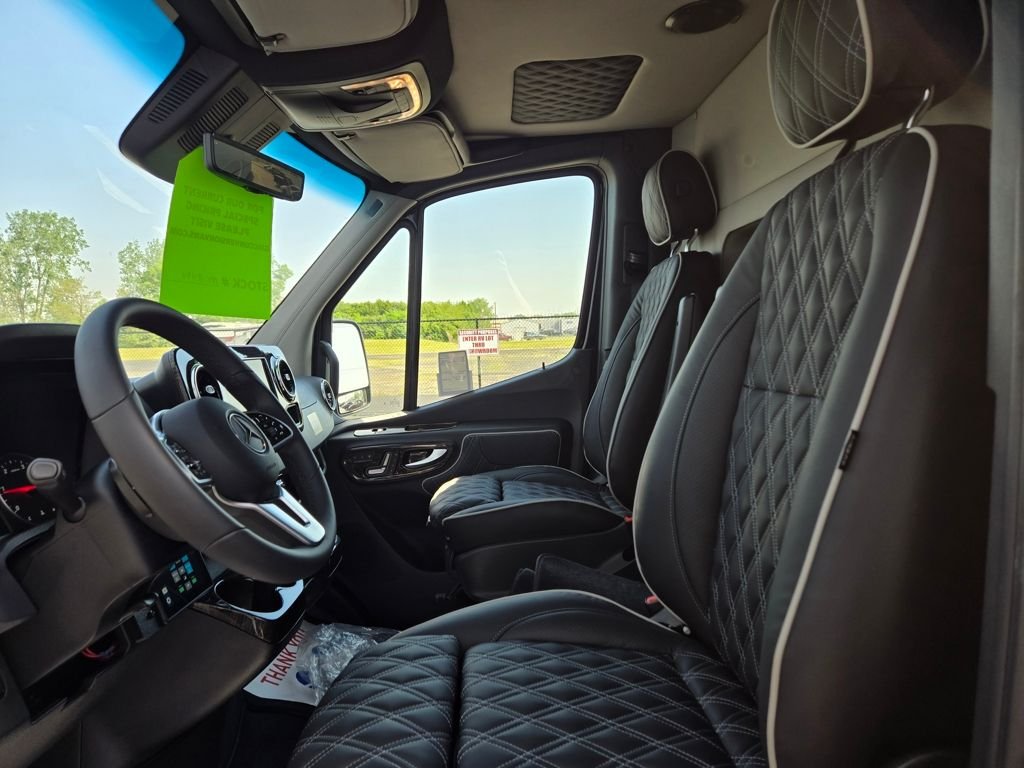 2024 Mercedes-Benz Sprinter Cargo Van Base - Photo 15