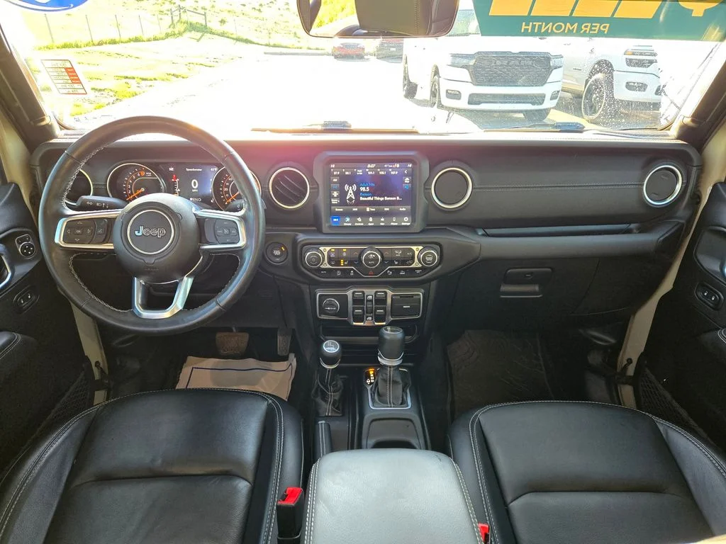 Used 2020 Beige Jeep Overland image 17