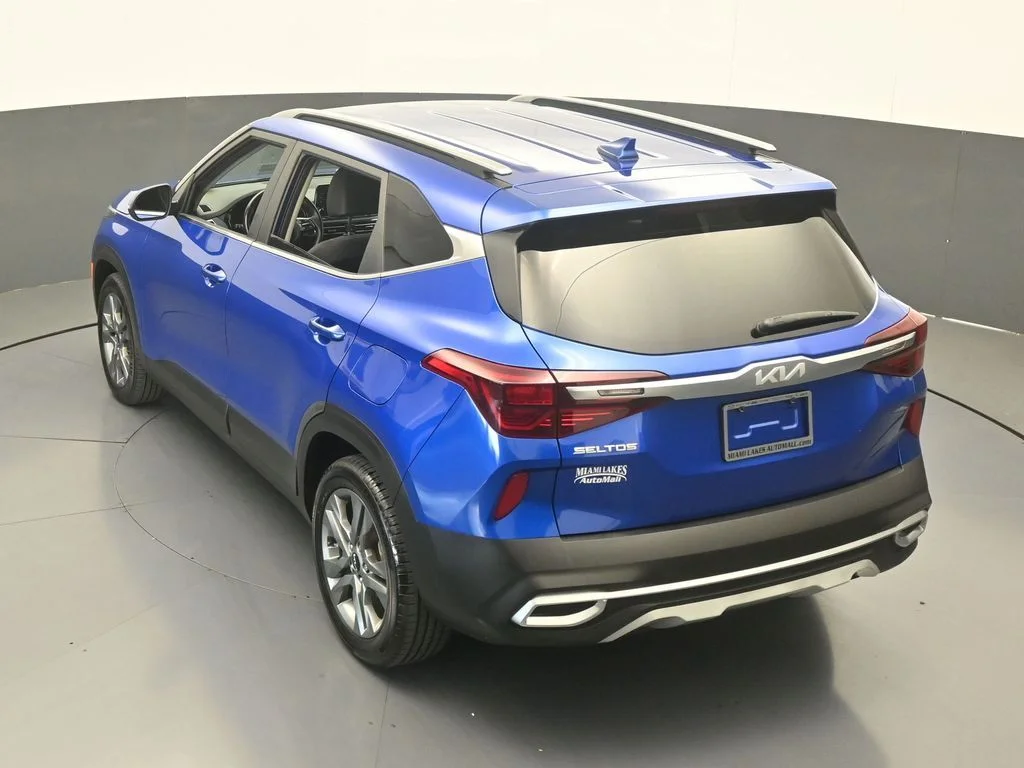 Used 2023 Neptune Blue Kia S image 44