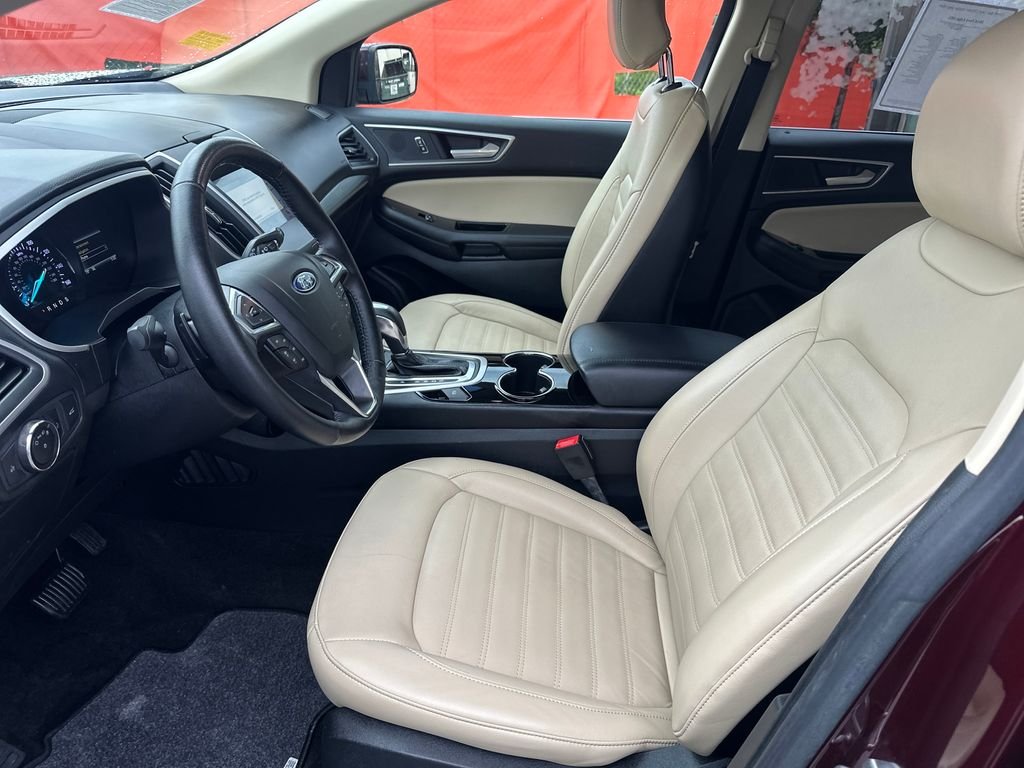 Used 2018 Red Ford SEL image 19