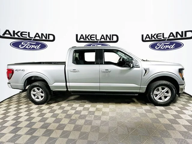 New 2026 Silver Ford XLT image 2