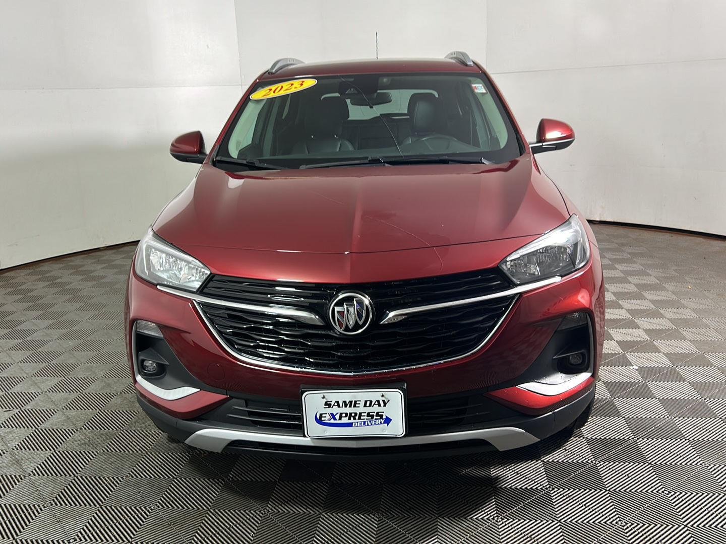 Used 2023 Cinnabar Metallic Buick Select image 11
