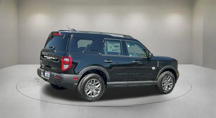 New 2026 Shadow Black Ford Big Bend® image 5
