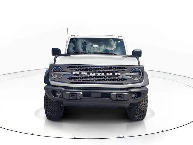 New 2026 Oxford White Ford Badlands image 2