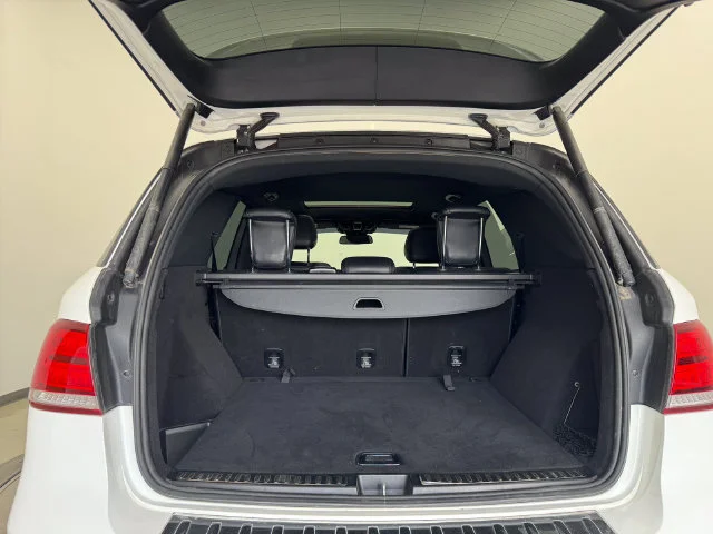 Used 2018 Polar White Mercedes-Benz GLE 350 image 8