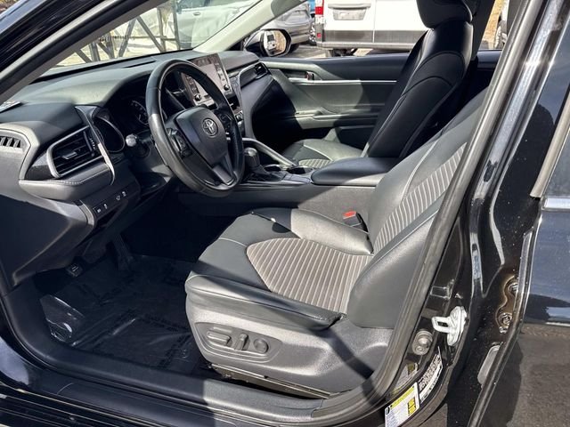 Used 2023 Midnight Black Metallic Toyota SE image 19
