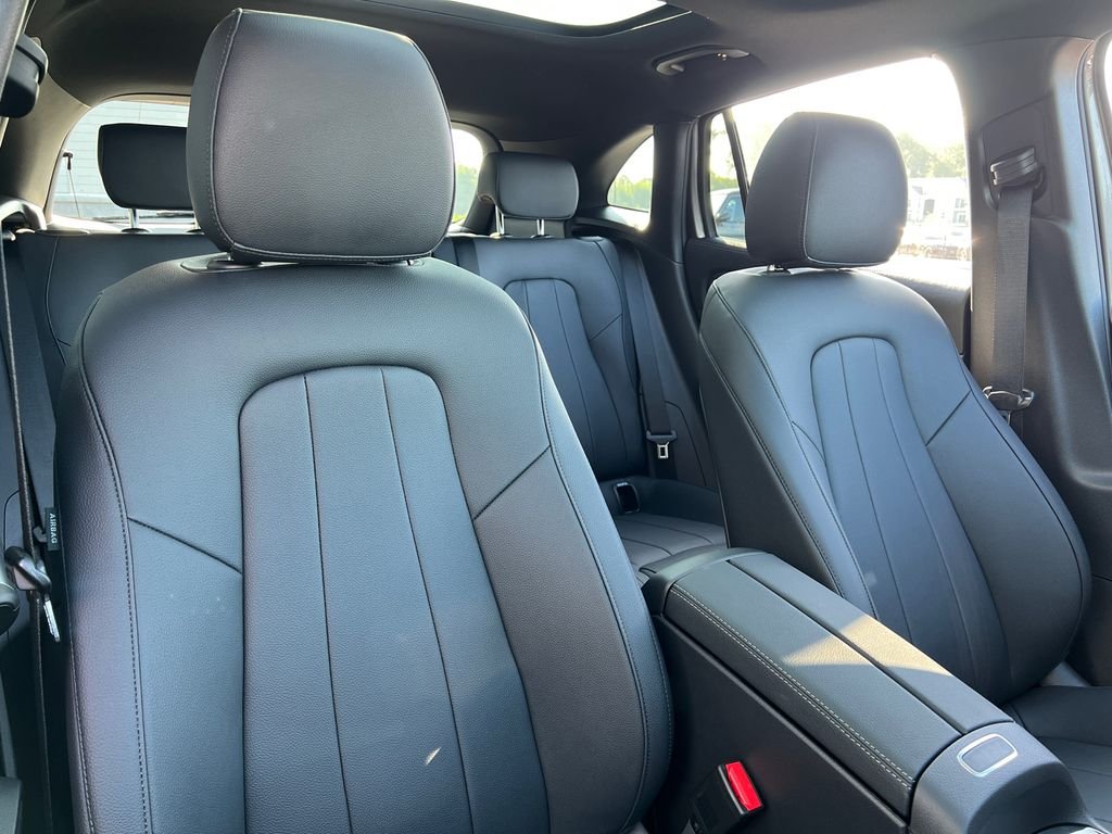 New 2026 Mountain Grey Metallic Mercedes-Benz GLA 250 image 28