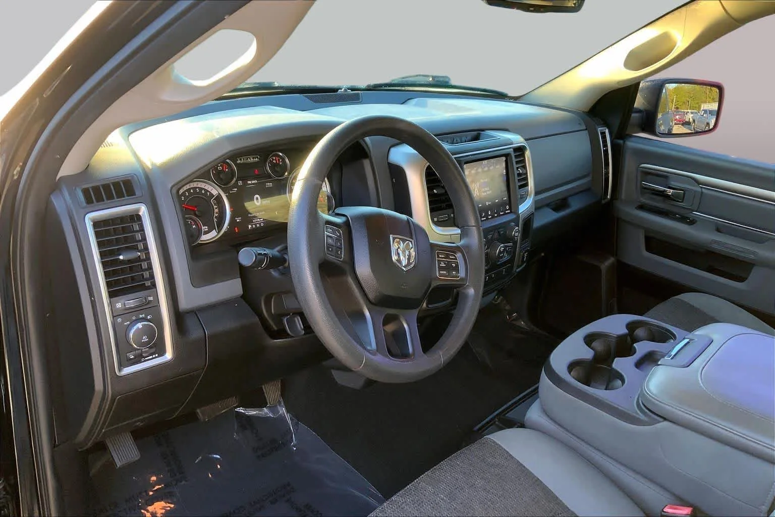 Used 2019 Diamond Black Crystal Pearlcoat Ram Warlock image 15