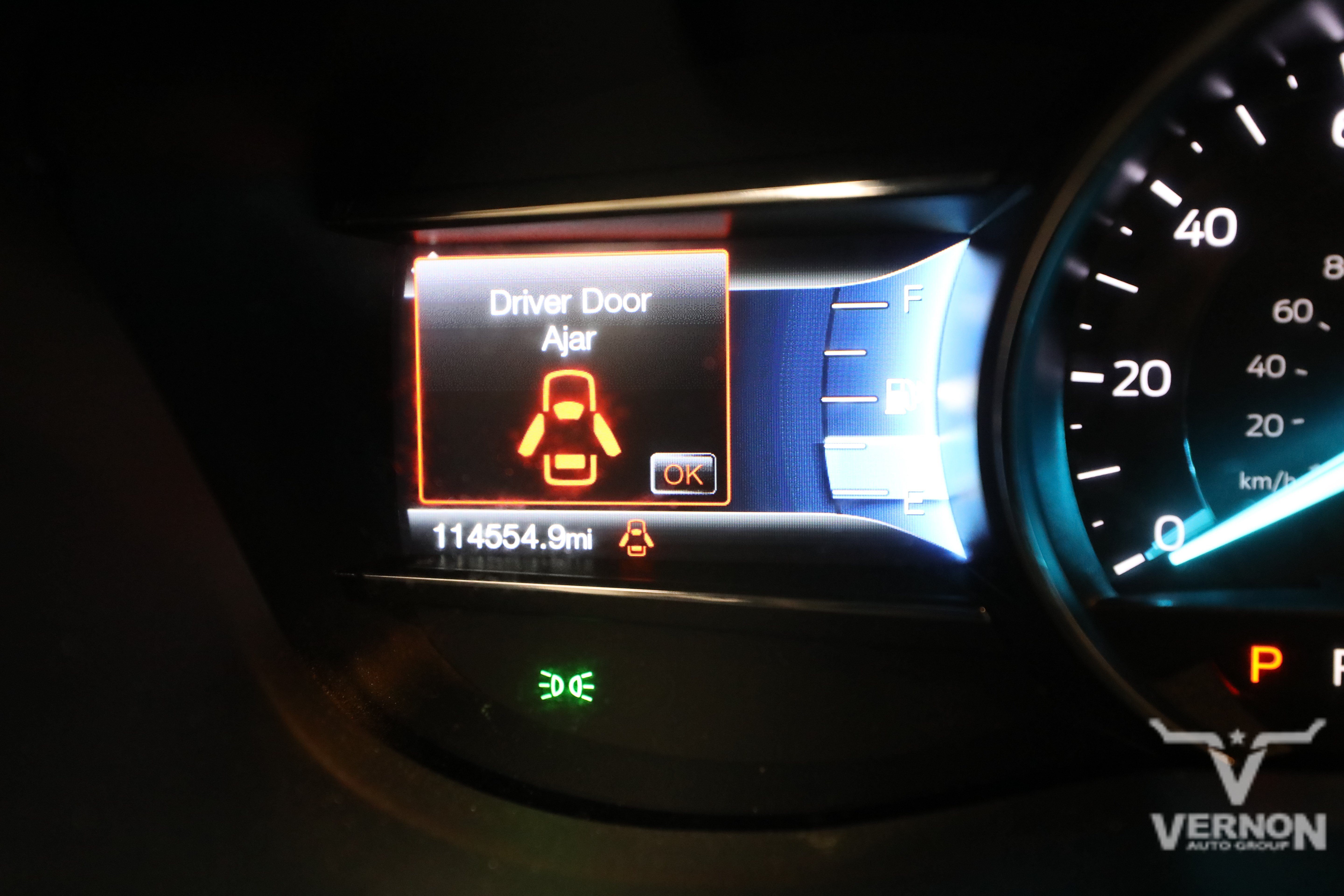Used 2017 Gray Ford Y image 9