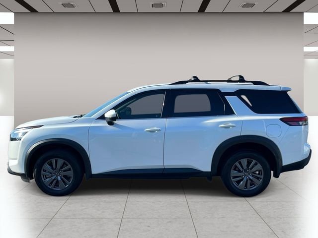 Used 2025 White Nissan SV image 7