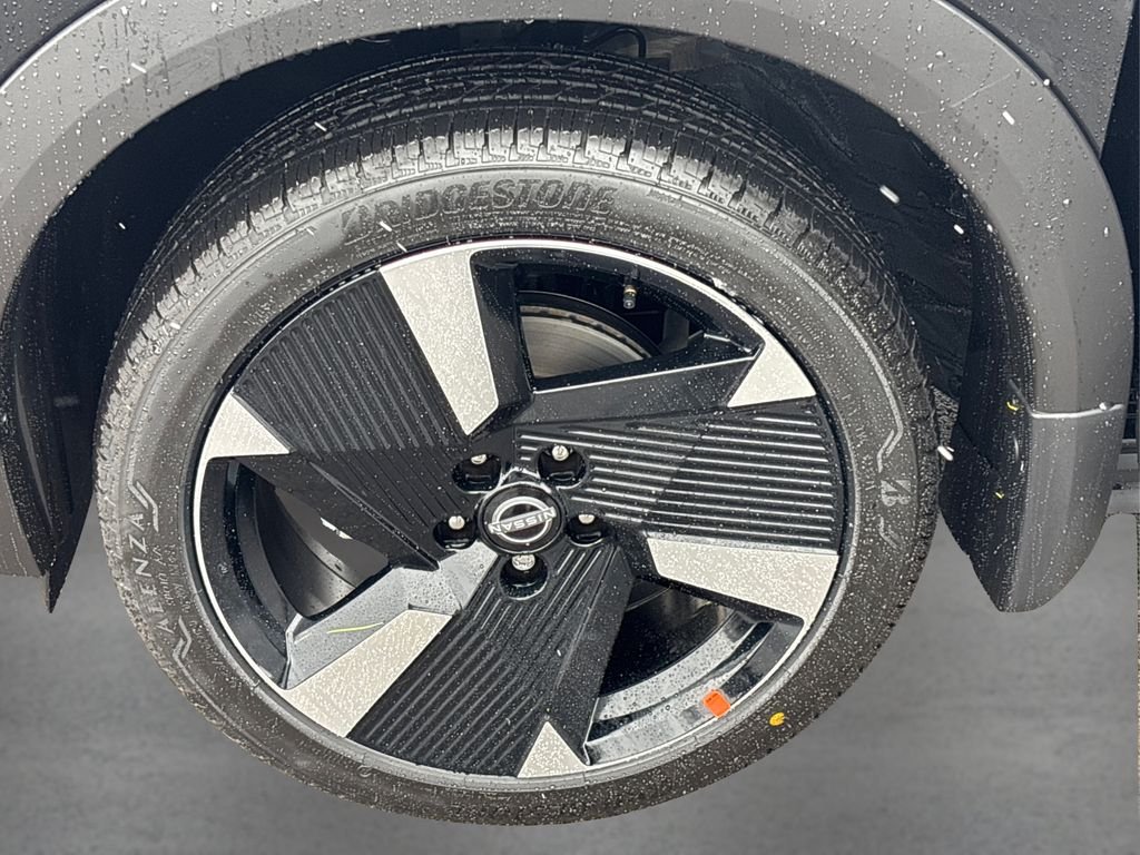 New 2026 Black Nissan SR image 12