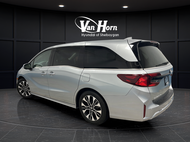 Used 2025 Silver Honda Elite image 5