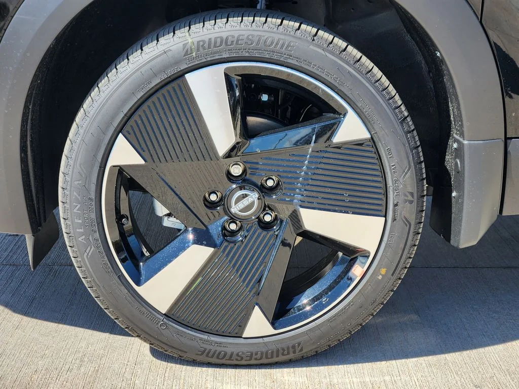 New 2026 Black Nissan SR image 9