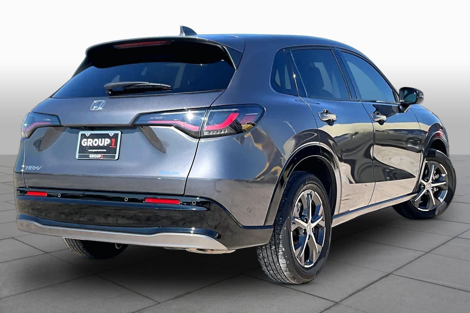 Used 2025 Modern Steel Metallic Honda EX-L image 11